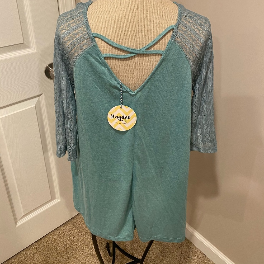 Hayden Los Angeles Med Blue-Green Lace Sleeve Top! - Picture 2 of 3